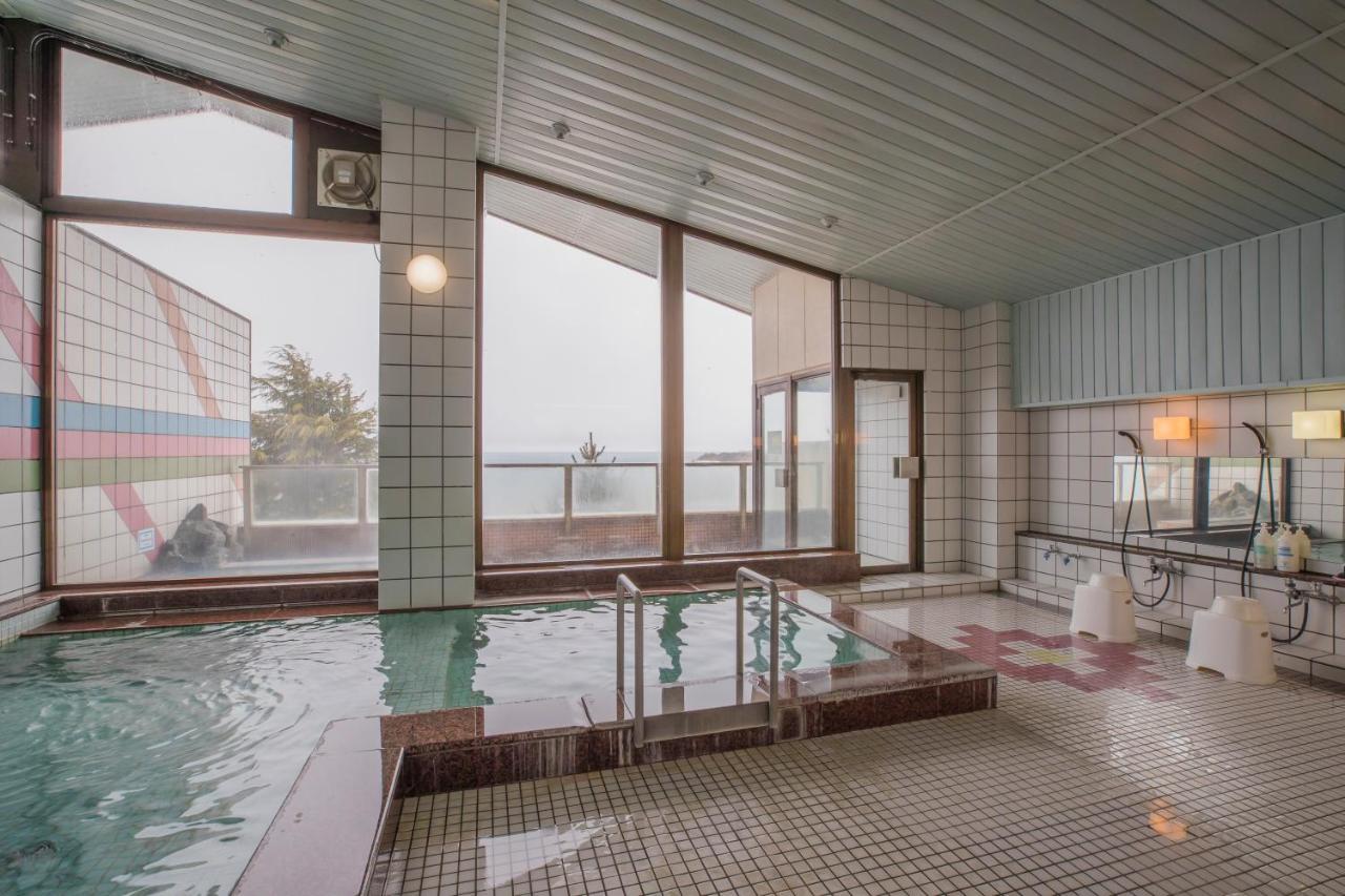 Hôtel Lakeside Banko à Inawashiro Extérieur photo